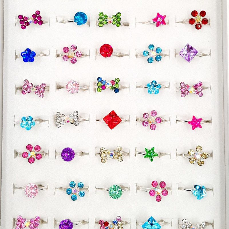 najbardziej eleganckie kryształowe pierścionki