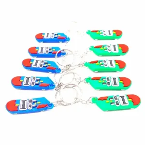 breloki deskorolki miły sportowy akcent